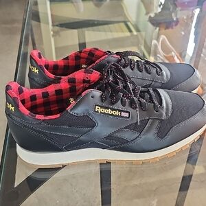 Reebok Black and Red Plaid Men's Sneakers